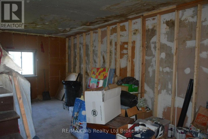 Photo 16 at 183 E Charles Street, Ingersoll - South, Ingersoll
