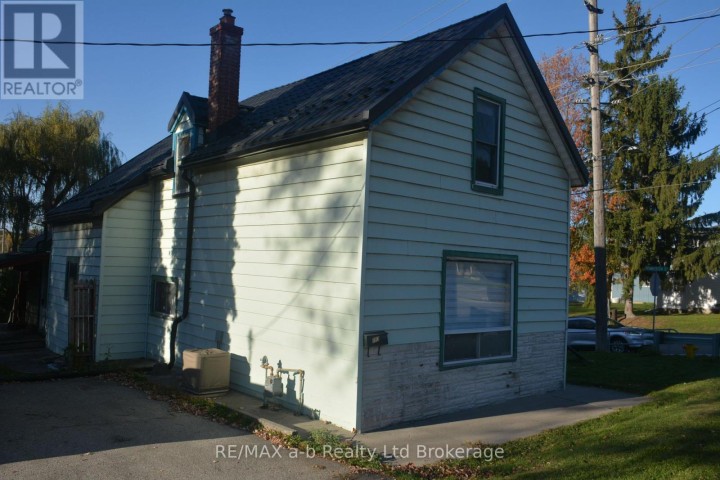 Photo 2 at 183 E Charles Street, Ingersoll - South, Ingersoll