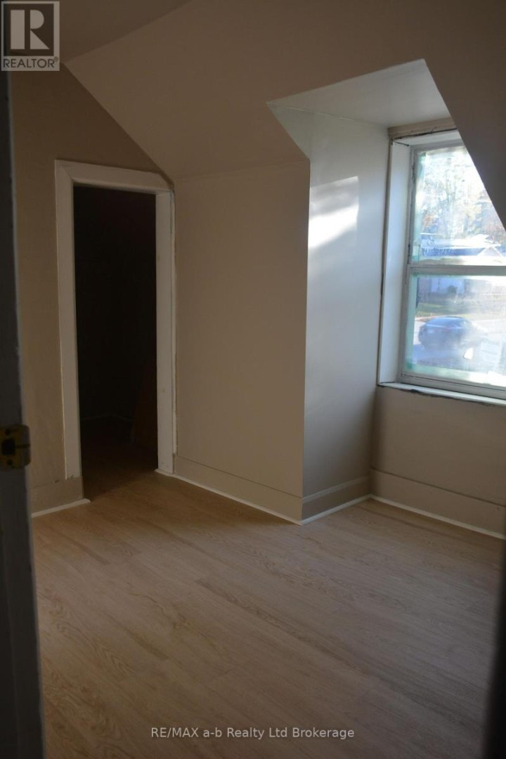 Photo 23 at 183 E Charles Street, Ingersoll - South, Ingersoll