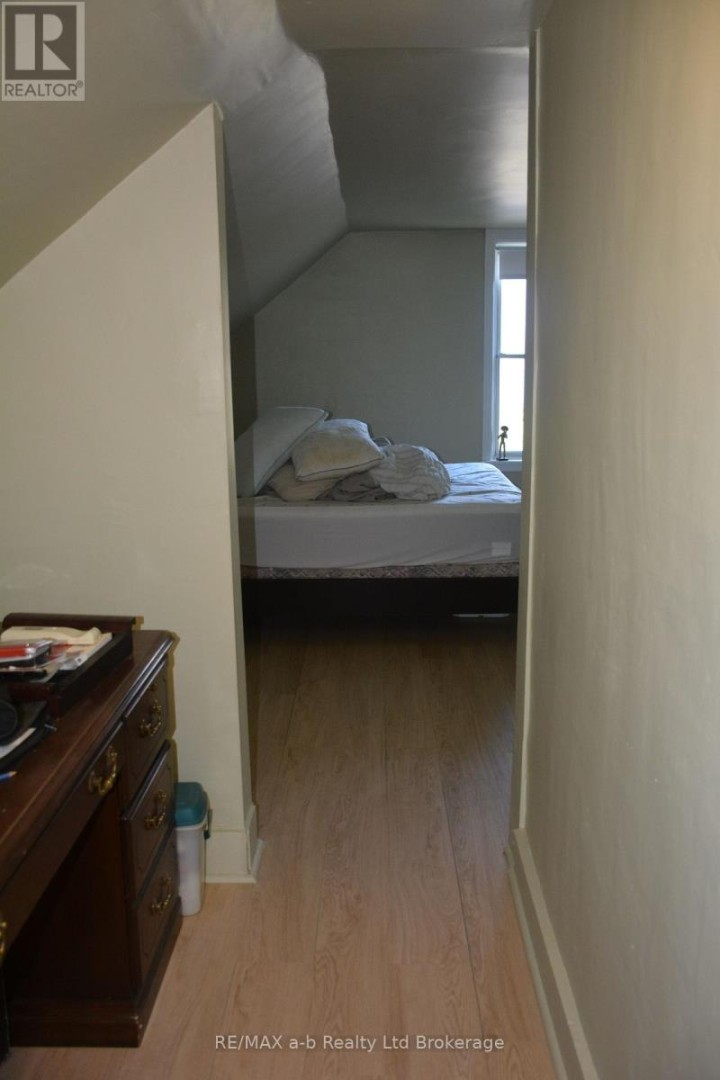 Photo 25 at 183 E Charles Street, Ingersoll - South, Ingersoll