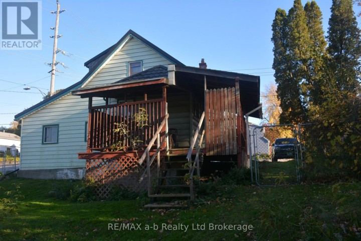 Photo 9 at 183 E Charles Street, Ingersoll - South, Ingersoll