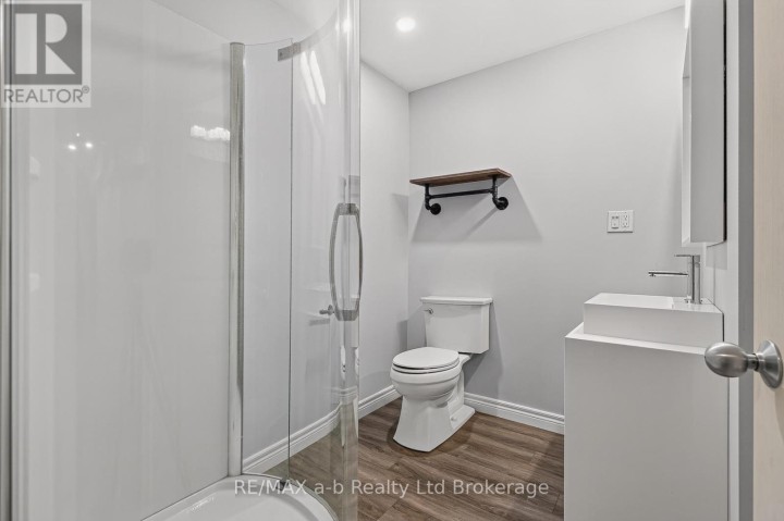 Photo 34 at 21 Chamberlain Avenue, Ingersoll - South, Ingersoll