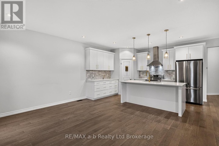 Photo 6 at 21 Chamberlain Avenue, Ingersoll - South, Ingersoll