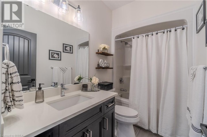 Photo 14 at 68 CEDAR Street 11, Innerkip, Woodstock Photo 14 at 68 CEDAR Street 11, Innerkip, Woodstock