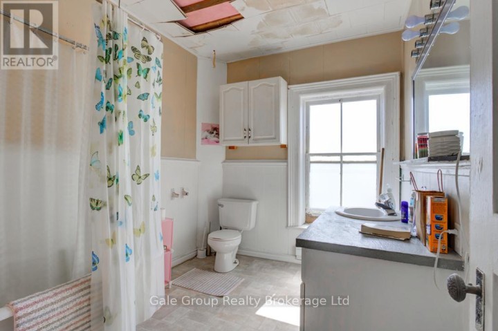 Photo 6 at 132 Tillson Avenue, Tillsonburg Photo 6 at 132 Tillson Avenue, Tillsonburg