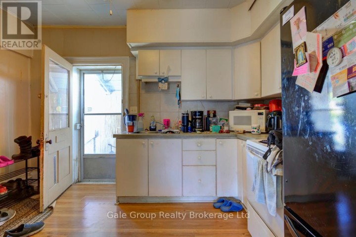 Photo 5 at 132 Tillson Avenue, Tillsonburg Photo 5 at 132 Tillson Avenue, Tillsonburg