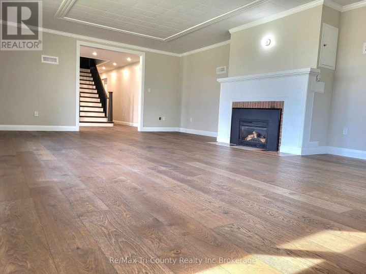 Photo 10 at 16 Delevan Crescent, Tillsonburg Photo 10 at 16 Delevan Crescent, Tillsonburg