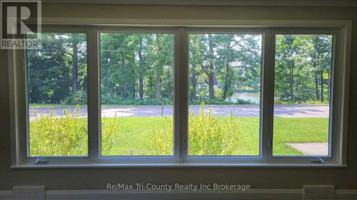 Photo 12 at 16 Delevan Crescent, Tillsonburg Photo 12 at 16 Delevan Crescent, Tillsonburg