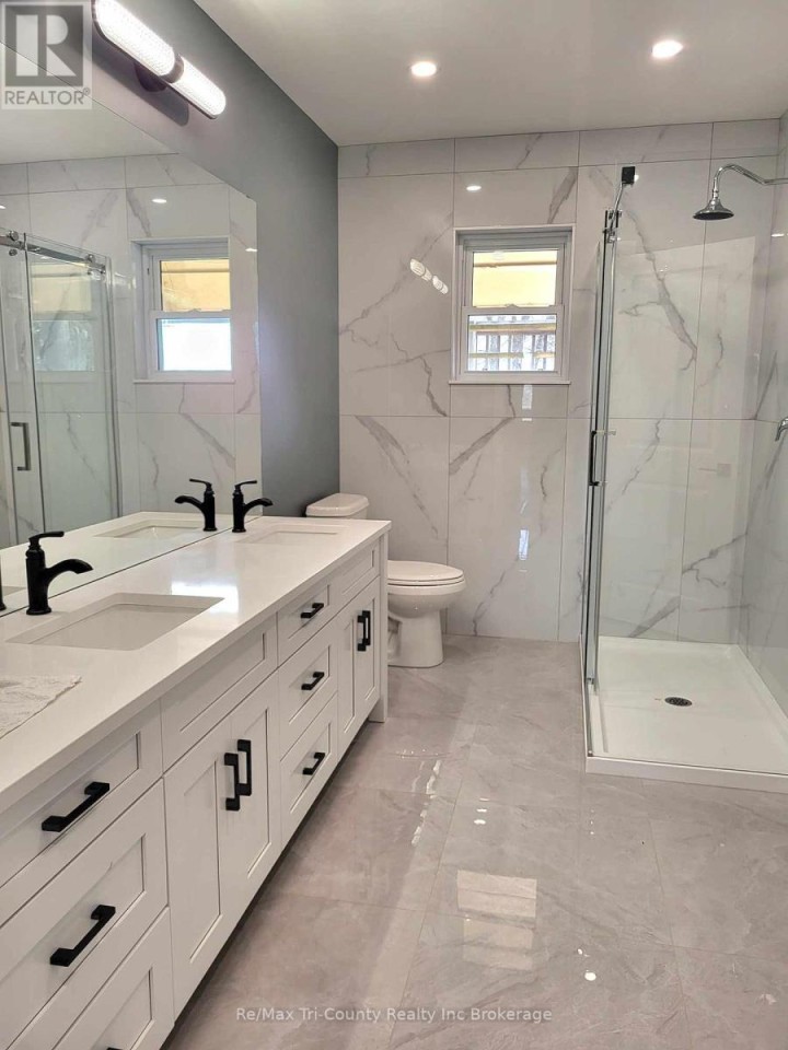 Photo 13 at 16 Delevan Crescent, Tillsonburg Photo 13 at 16 Delevan Crescent, Tillsonburg