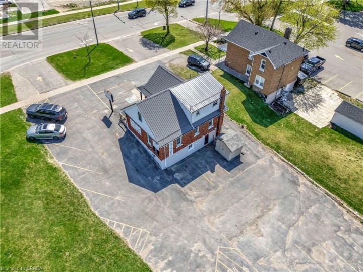 Photo 6 at 584 Colborne Street, Brantford Photo 6 at 584 Colborne Street, Brantford