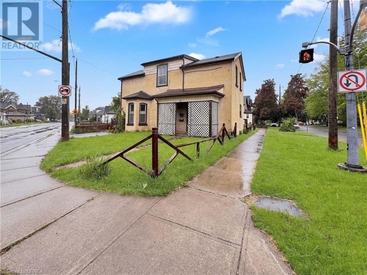 Photo 2 at 21 Ontario Street, Brantford Photo 2 at 21 Ontario Street, Brantford