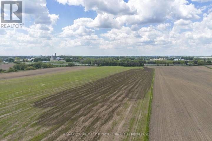 Photo 12 at 334094 Plank Line, Foldens, Ingersoll Photo 12 at 334094 Plank Line, Foldens, Ingersoll