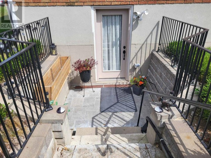 Photo 2 at 9 Nelson Street, Tillsonburg Photo 2 at 9 Nelson Street, Tillsonburg