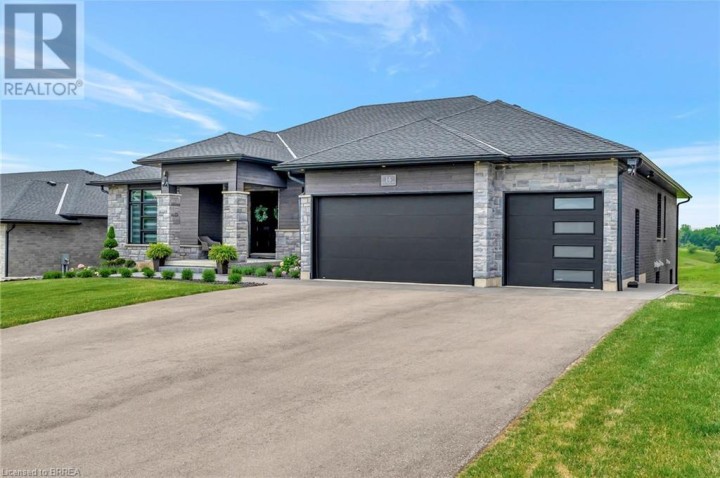 Photo 1 at 14 Hudson Drive, Brantford Photo 1 at 14 Hudson Drive, Brantford