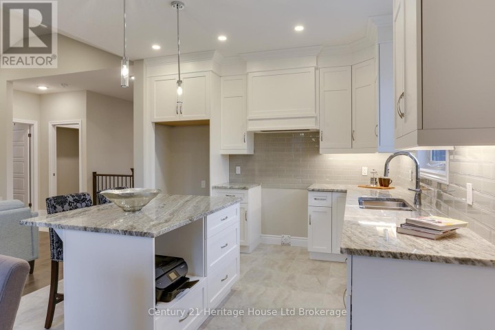 Photo 10 at 114 Beech Boulevard, Tillsonburg Photo 10 at 114 Beech Boulevard, Tillsonburg