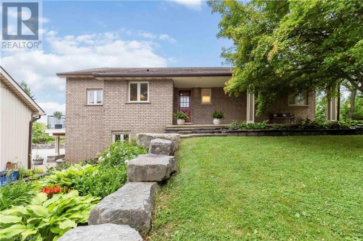 Photo 4 at 221 Old Onondaga Road E, Brantford Photo 4 at 221 Old Onondaga Road E, Brantford