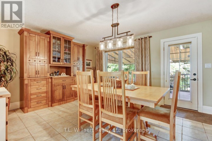 Photo 7 at 7 Lyndale Road, Tillsonburg Photo 7 at 7 Lyndale Road, Tillsonburg