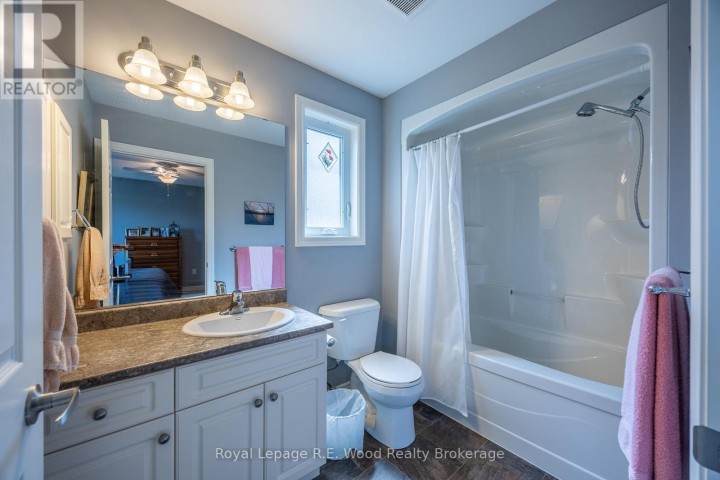 Photo 24 at 32 Esseltine Drive, Tillsonburg Photo 24 at 32 Esseltine Drive, Tillsonburg