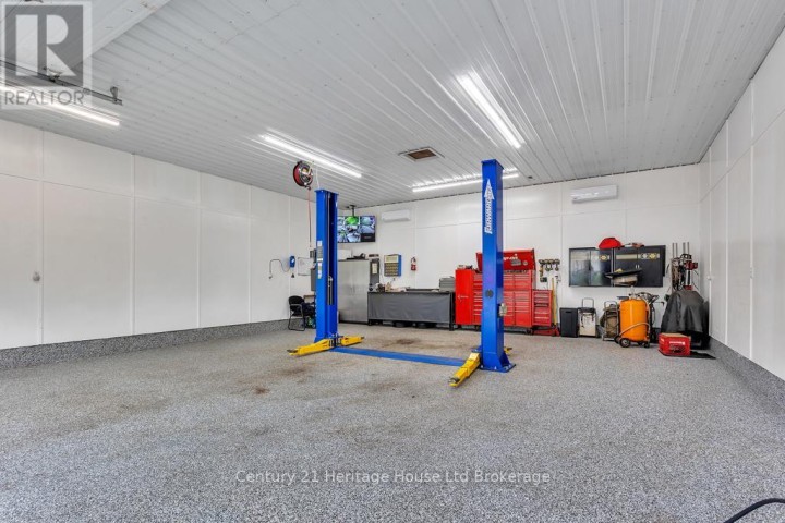 Photo 4 at 715503 Oxford 4 Road, Innerkip, Woodstock Photo 4 at 715503 Oxford 4 Road, Innerkip, Woodstock