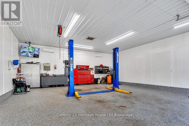 Photo 5 at 715503 Oxford 4 Road, Innerkip, Woodstock Photo 5 at 715503 Oxford 4 Road, Innerkip, Woodstock