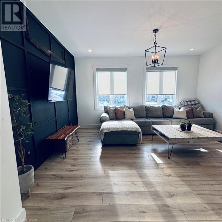 Photo 7 at 10 Pearl Street, Tillsonburg Photo 7 at 10 Pearl Street, Tillsonburg