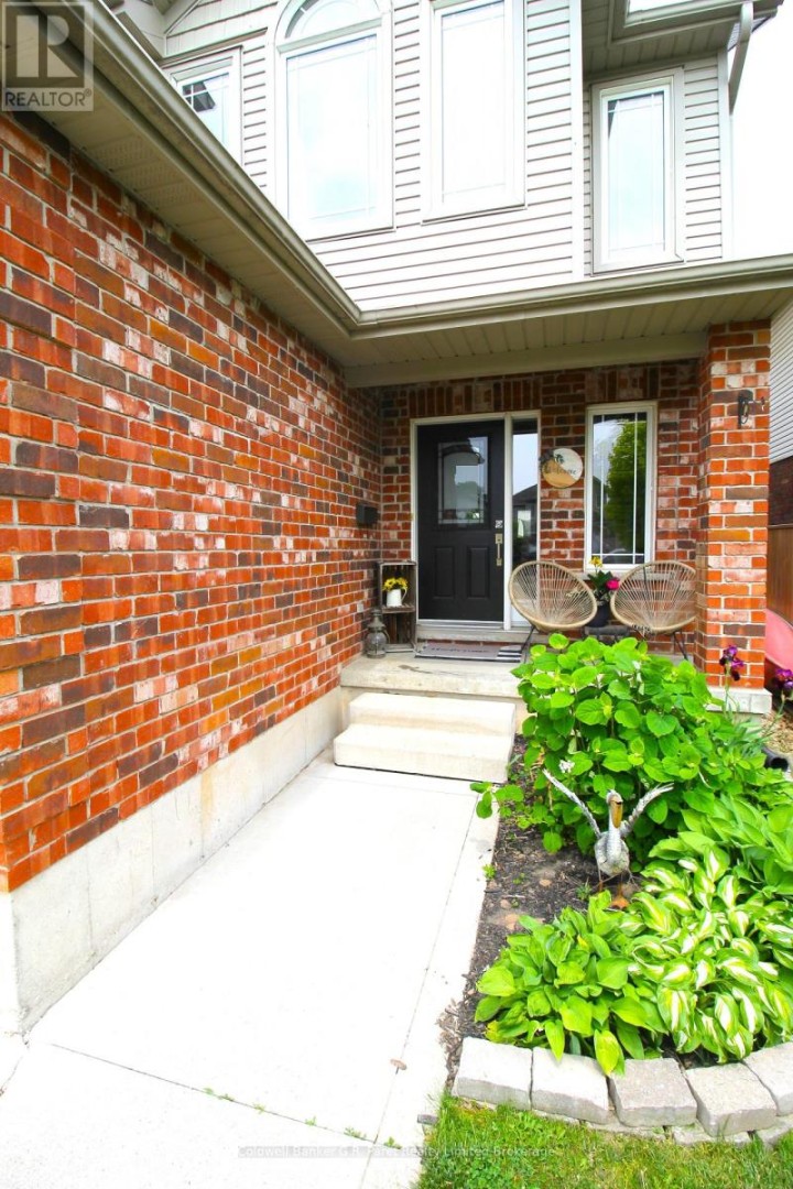 Photo 5 at 4 Langrell Avenue, Tillsonburg Photo 5 at 4 Langrell Avenue, Tillsonburg