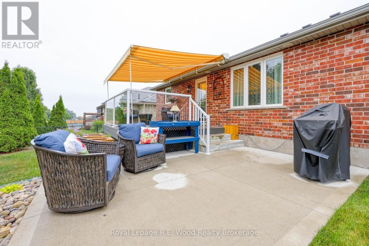 Photo 15 at 36 Morning Glory Drive, Tillsonburg Photo 15 at 36 Morning Glory Drive, Tillsonburg