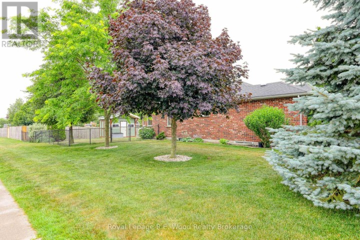 Photo 4 at 36 Morning Glory Drive, Tillsonburg Photo 4 at 36 Morning Glory Drive, Tillsonburg