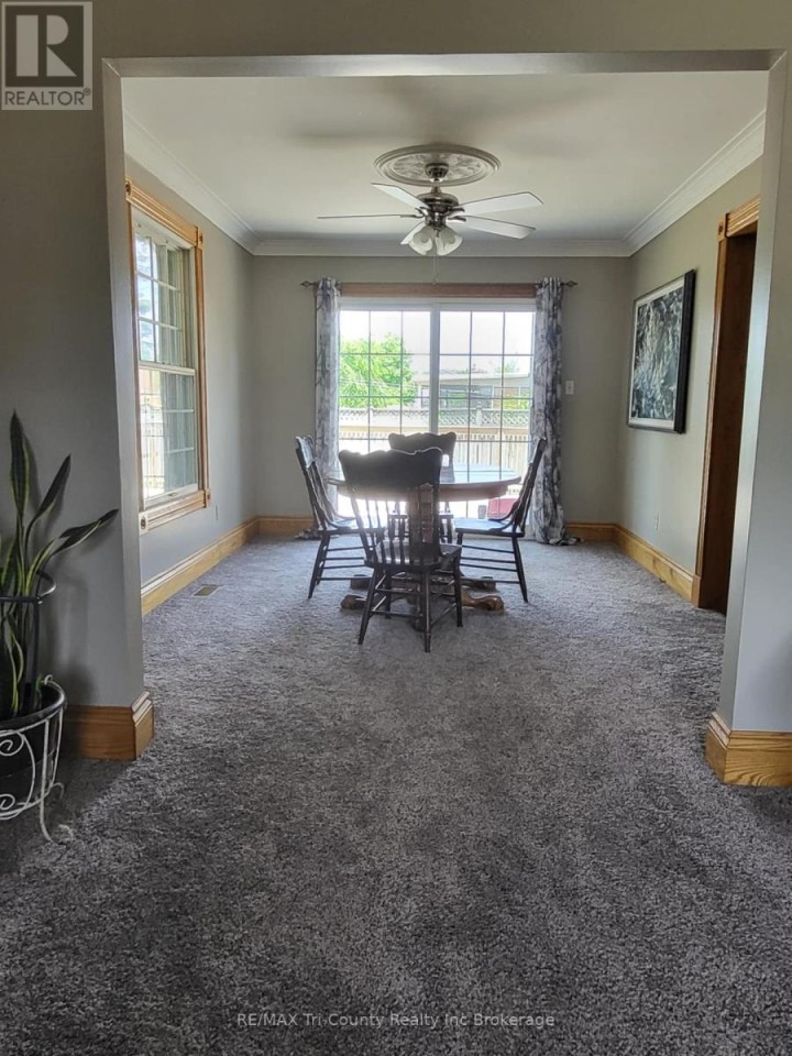 Photo 7 at 7 Glenridge Road, Tillsonburg Photo 7 at 7 Glenridge Road, Tillsonburg