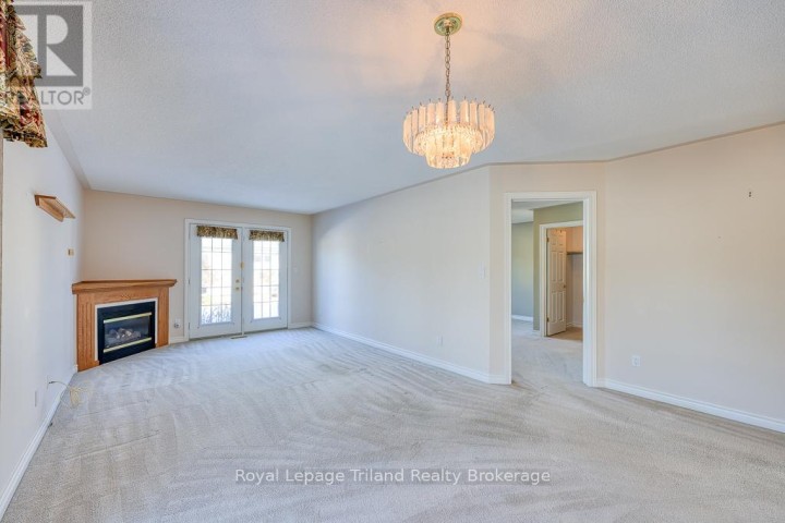 Photo 11 at 10 Armstrong Drive, Tillsonburg Photo 11 at 10 Armstrong Drive, Tillsonburg