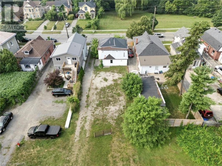 Photo 15 at 155 1/2 Terrace Hill Street, Brantford Photo 15 at 155 1/2 Terrace Hill Street, Brantford