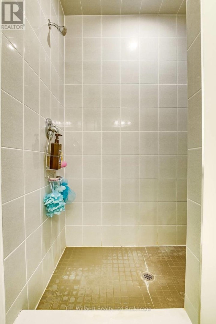 Photo 11 at 15 Harwood Street, Tillsonburg Photo 11 at 15 Harwood Street, Tillsonburg