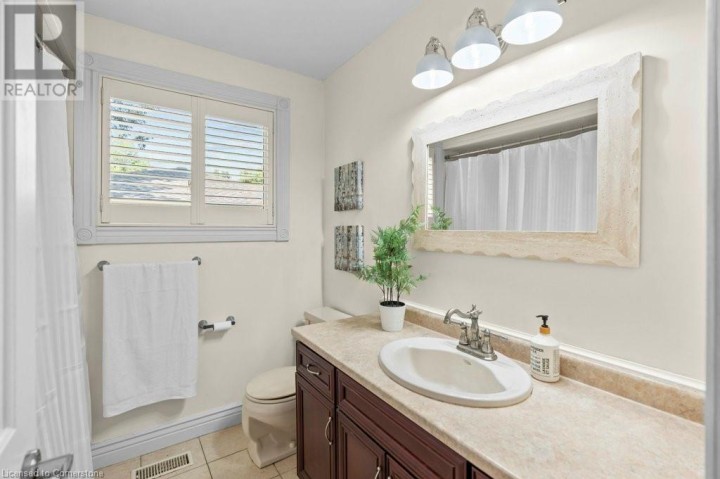 Photo 27 at 44 Cedarland Drive, Brantford Photo 27 at 44 Cedarland Drive, Brantford