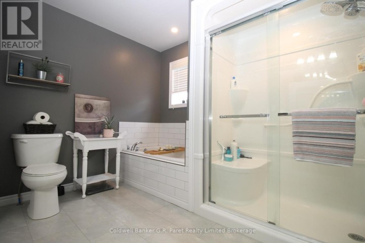 Photo 24 at 20 Sandy Court, Tillsonburg Photo 24 at 20 Sandy Court, Tillsonburg