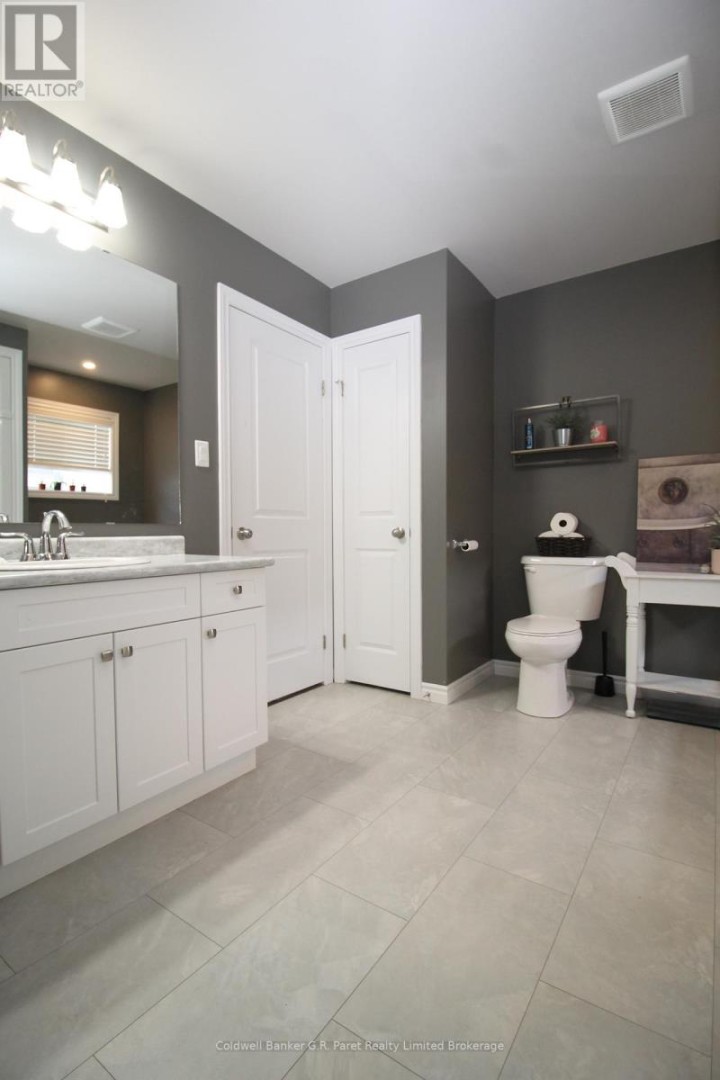 Photo 25 at 20 Sandy Court, Tillsonburg Photo 25 at 20 Sandy Court, Tillsonburg