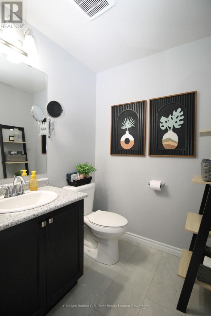 Photo 32 at 20 Sandy Court, Tillsonburg Photo 32 at 20 Sandy Court, Tillsonburg