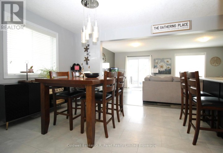 Photo 8 at 20 Sandy Court, Tillsonburg Photo 8 at 20 Sandy Court, Tillsonburg