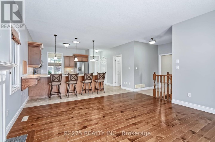 Photo 14 at 41 Park Place, Tillsonburg Photo 14 at 41 Park Place, Tillsonburg