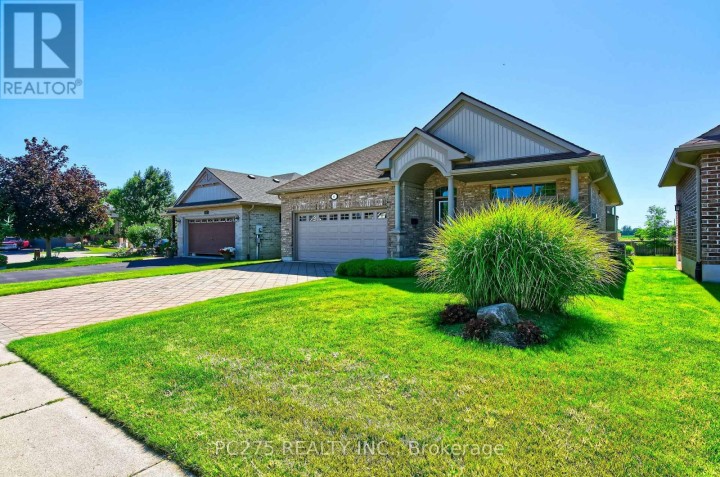 Photo 3 at 41 Park Place, Tillsonburg Photo 3 at 41 Park Place, Tillsonburg