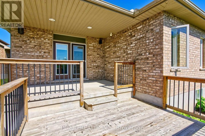 Photo 33 at 41 Park Place, Tillsonburg Photo 33 at 41 Park Place, Tillsonburg