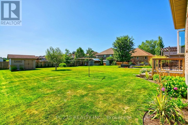 Photo 34 at 41 Park Place, Tillsonburg Photo 34 at 41 Park Place, Tillsonburg