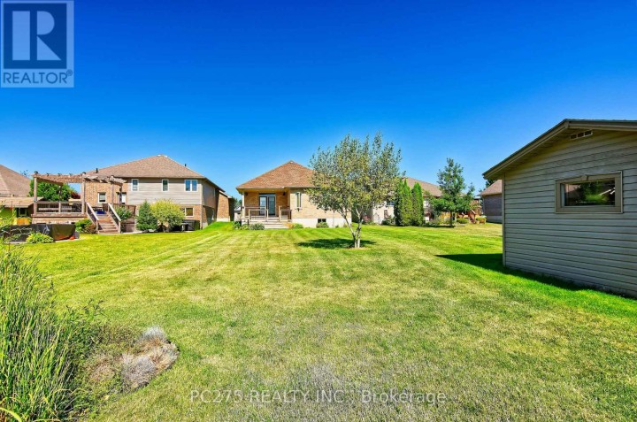 Photo 35 at 41 Park Place, Tillsonburg Photo 35 at 41 Park Place, Tillsonburg