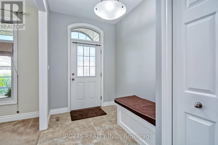 Photo 5 at 41 Park Place, Tillsonburg Photo 5 at 41 Park Place, Tillsonburg