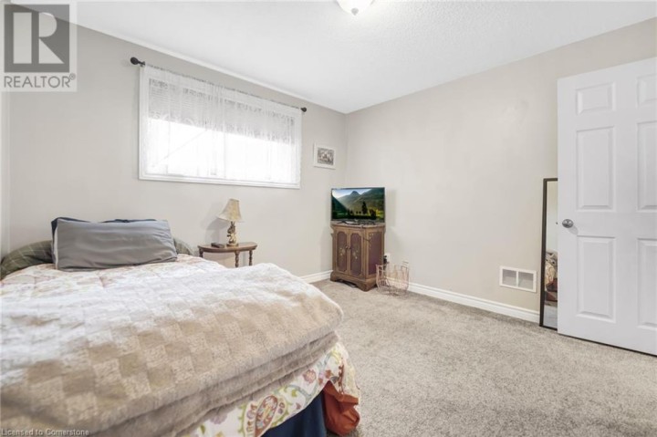 Photo 30 at 14 Thistledown Drive, Brantford Photo 30 at 14 Thistledown Drive, Brantford