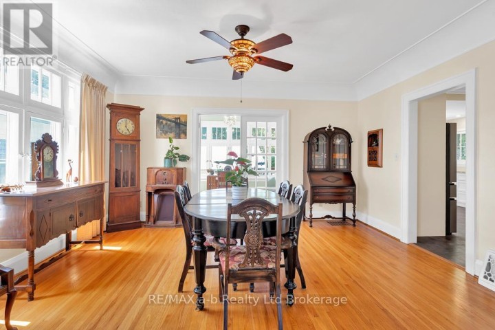 Photo 11 at 347 Broadway Street, Tillsonburg Photo 11 at 347 Broadway Street, Tillsonburg