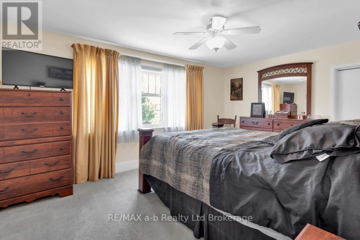 Photo 16 at 347 Broadway Street, Tillsonburg Photo 16 at 347 Broadway Street, Tillsonburg