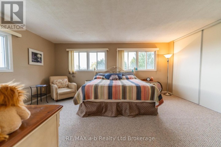 Photo 13 at 8 - 19 Wren Court, Tillsonburg Photo 13 at 8 - 19 Wren Court, Tillsonburg