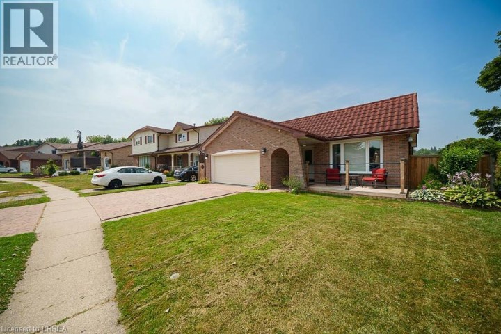 Photo 2 at 432 Manitoba Road, Woodstock Photo 2 at 432 Manitoba Road, Woodstock