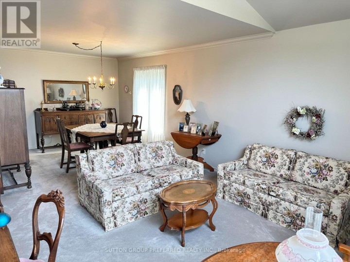 Photo 10 at 174 Quarter Town Line, Tillsonburg Photo 10 at 174 Quarter Town Line, Tillsonburg