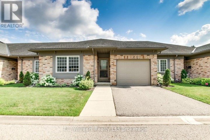 Photo 1 at UNIT 4 - 7 , Tillsonburg Photo 1 at UNIT 4 - 7 , Tillsonburg